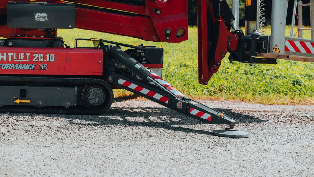 Piattaforma aerea cingolata Hinowa Light Lift 20.10 IIIS